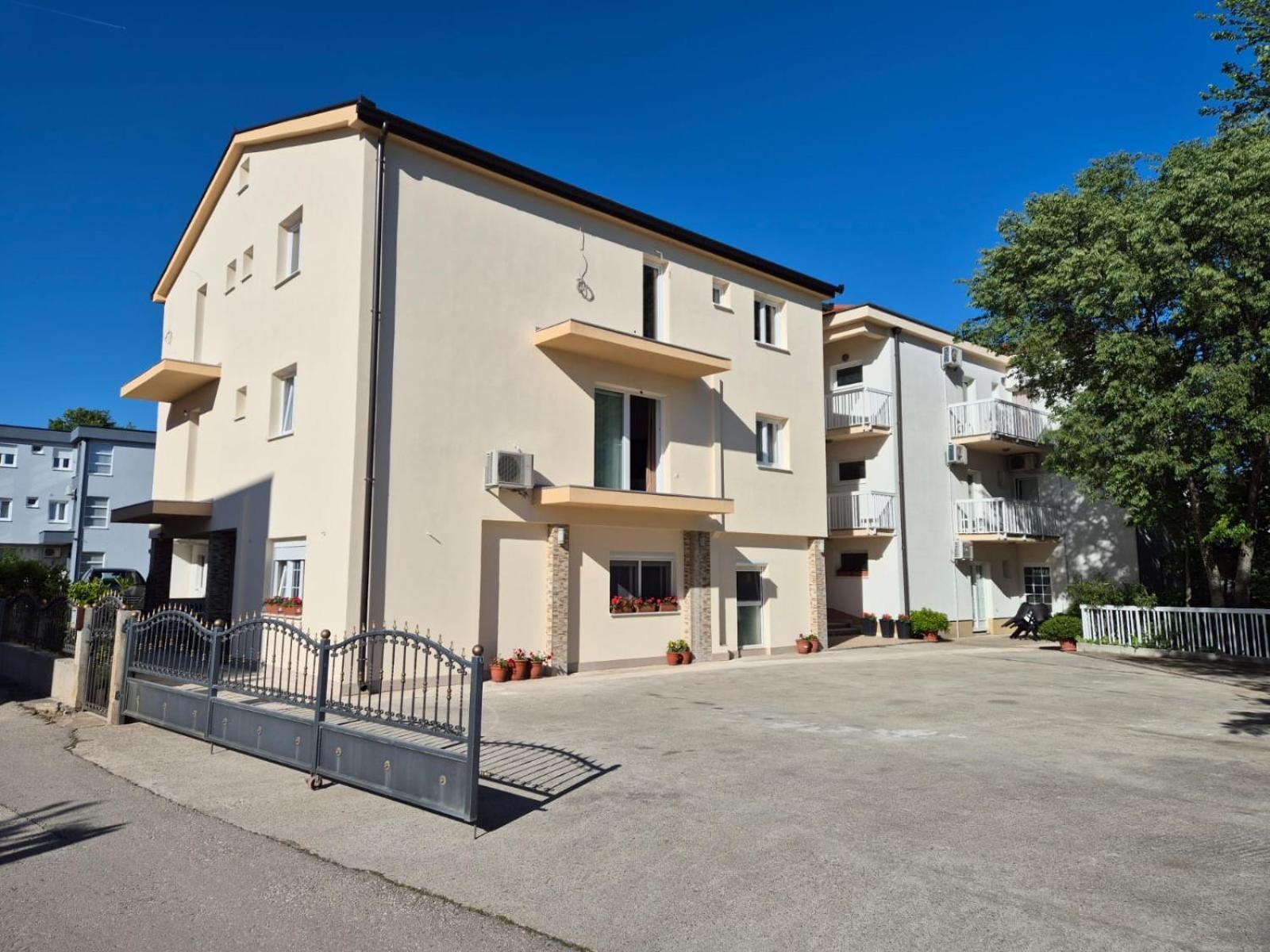 Hotel Pansion Speranza Međugorje Esterno foto